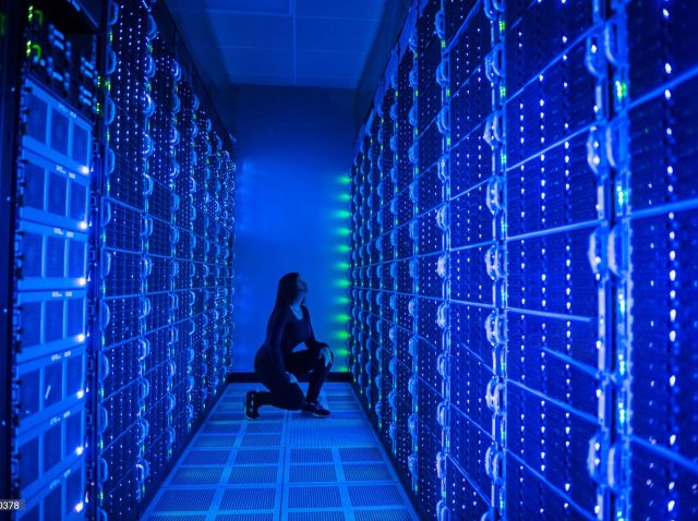 maayan-tech-post-ai-architechture